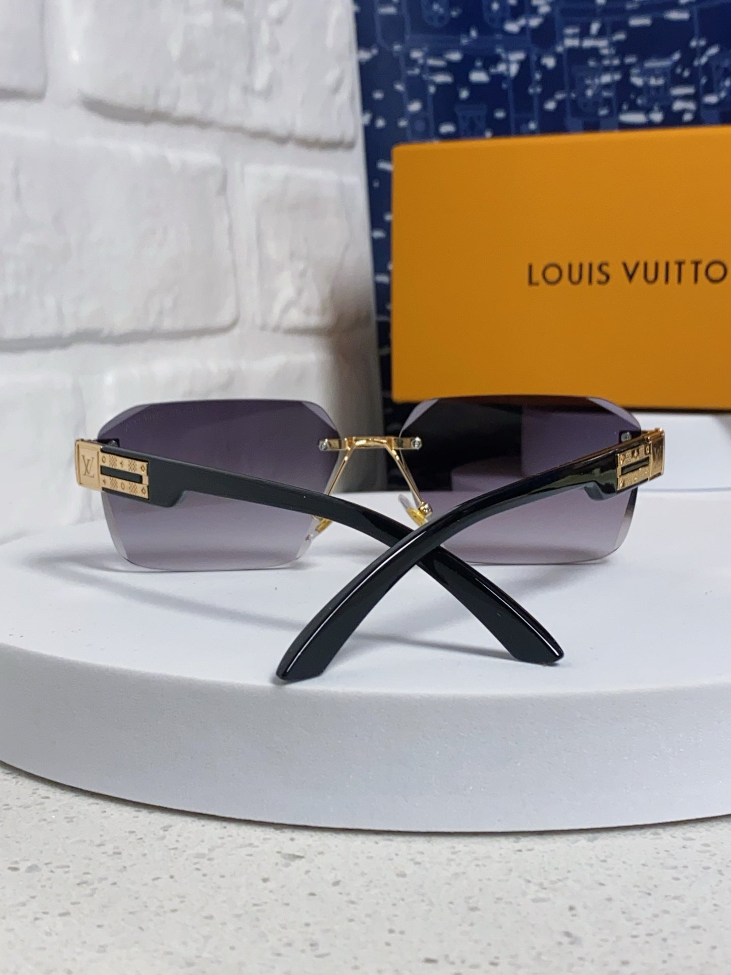 Louis Vuitton Lightweight Rimless Silver Lens Sunglasses for Men & Women - detail image 3