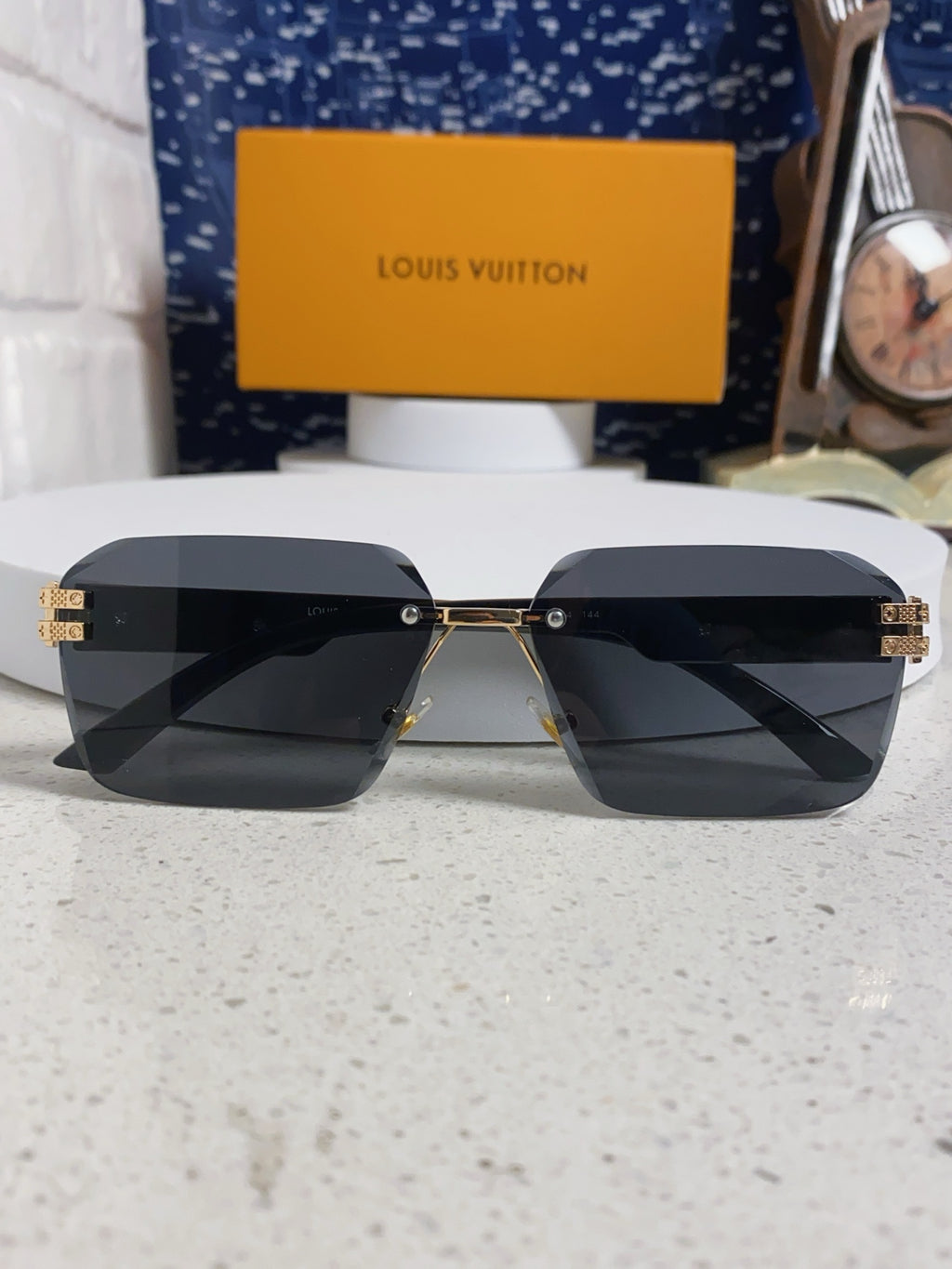 Louis Vuitton Lightweight Rimless Black Lens Sunglasses for Men & Wom - 132176 - detail image 9