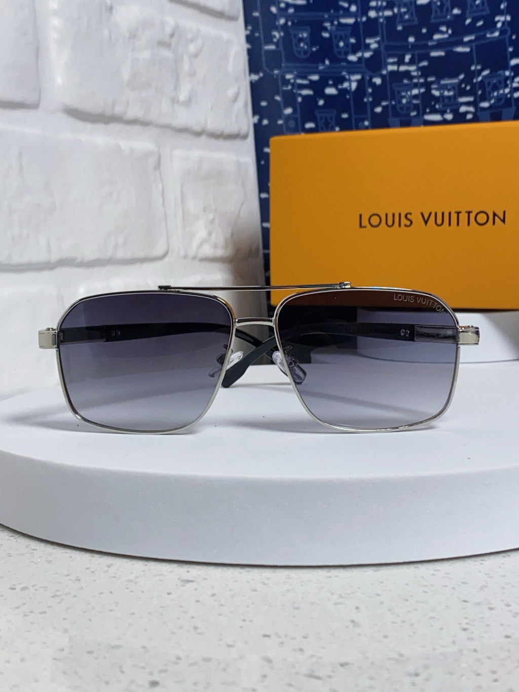 Louis Vuitton Fashion Silver Lens Sunglasses for Men - 132165 - detail image 2