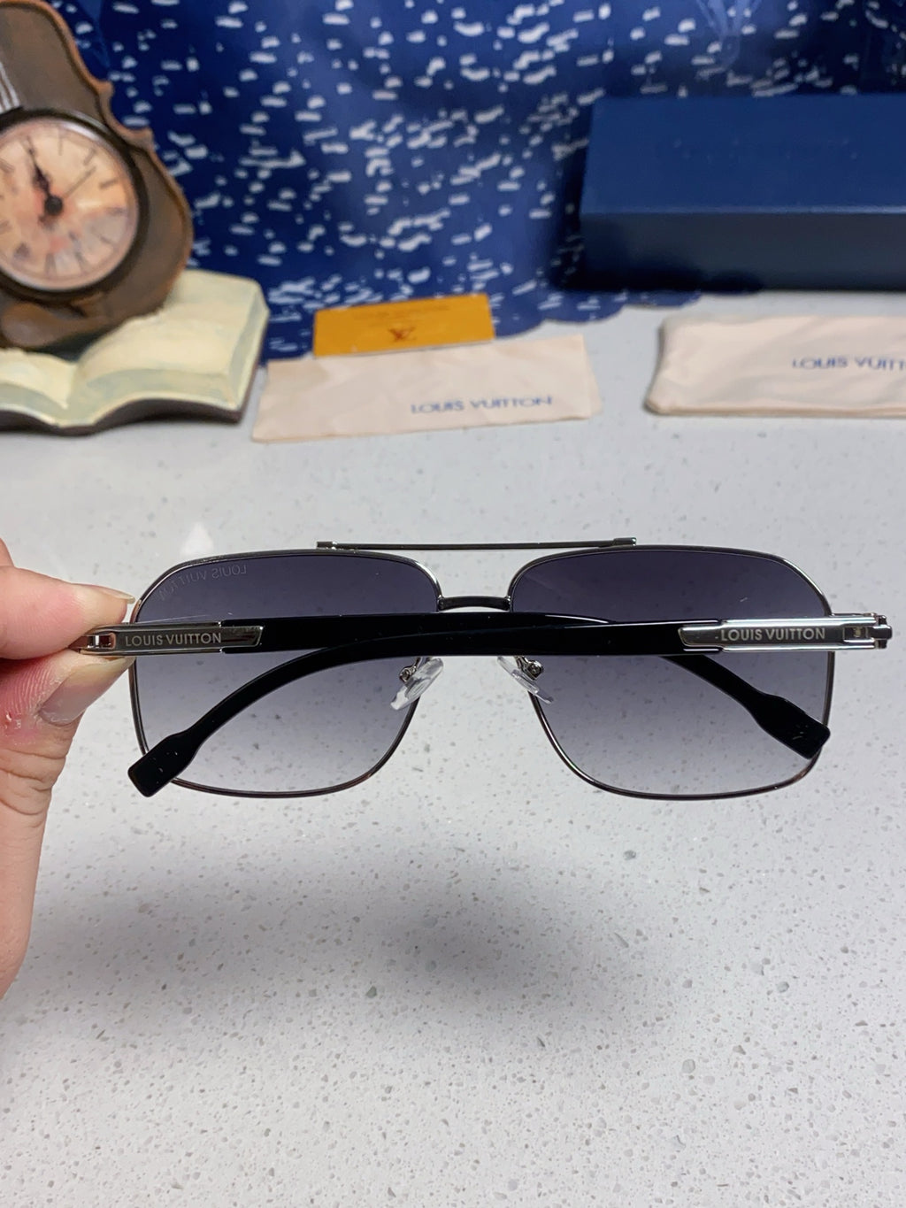 Louis Vuitton Fashion Silver Lens Sunglasses for Men - 132165 - detail image 5
