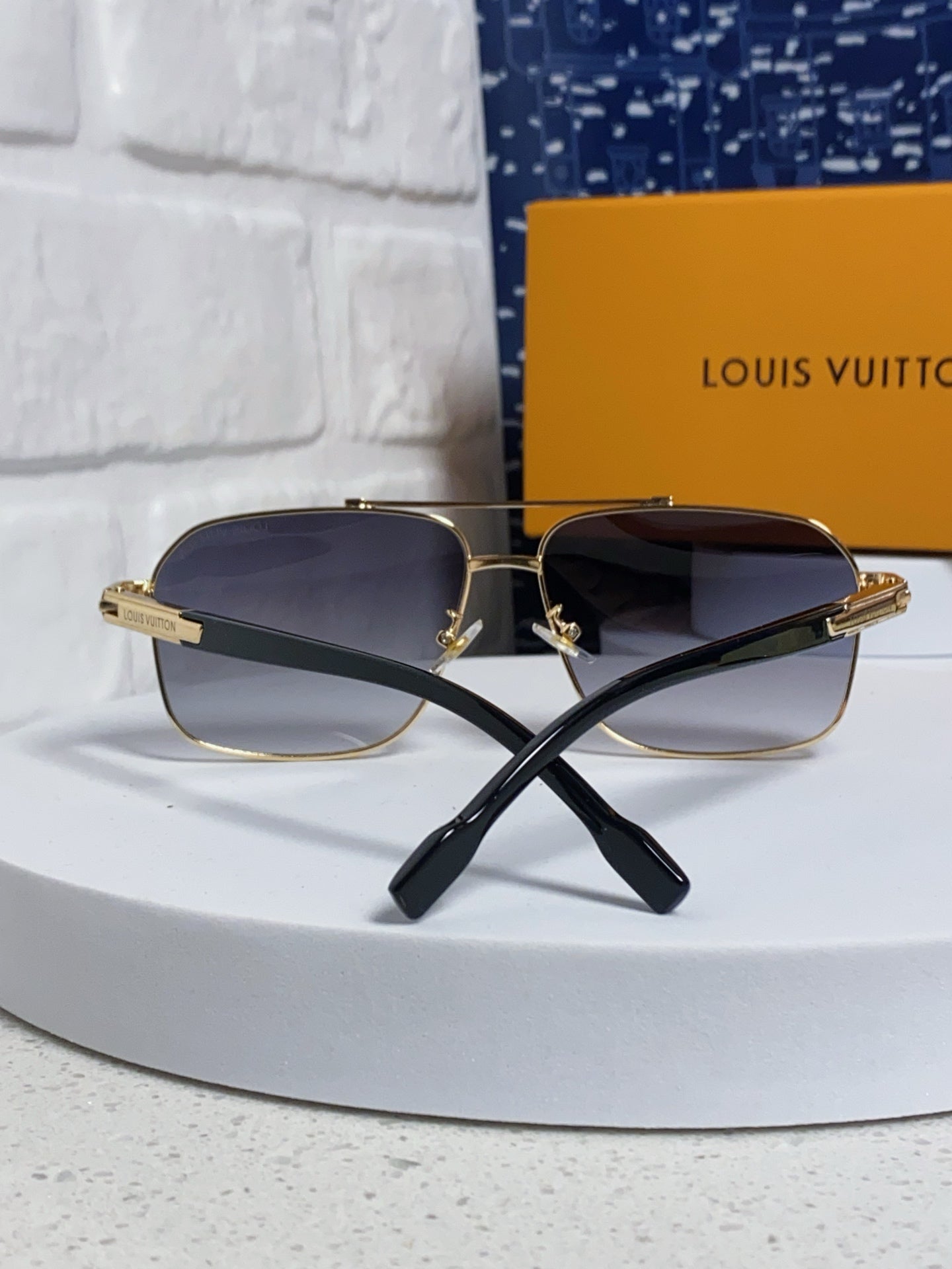 Louis Vuitton Fashion Silver Lens Sunglasses for Men - 132166 - detail image 3