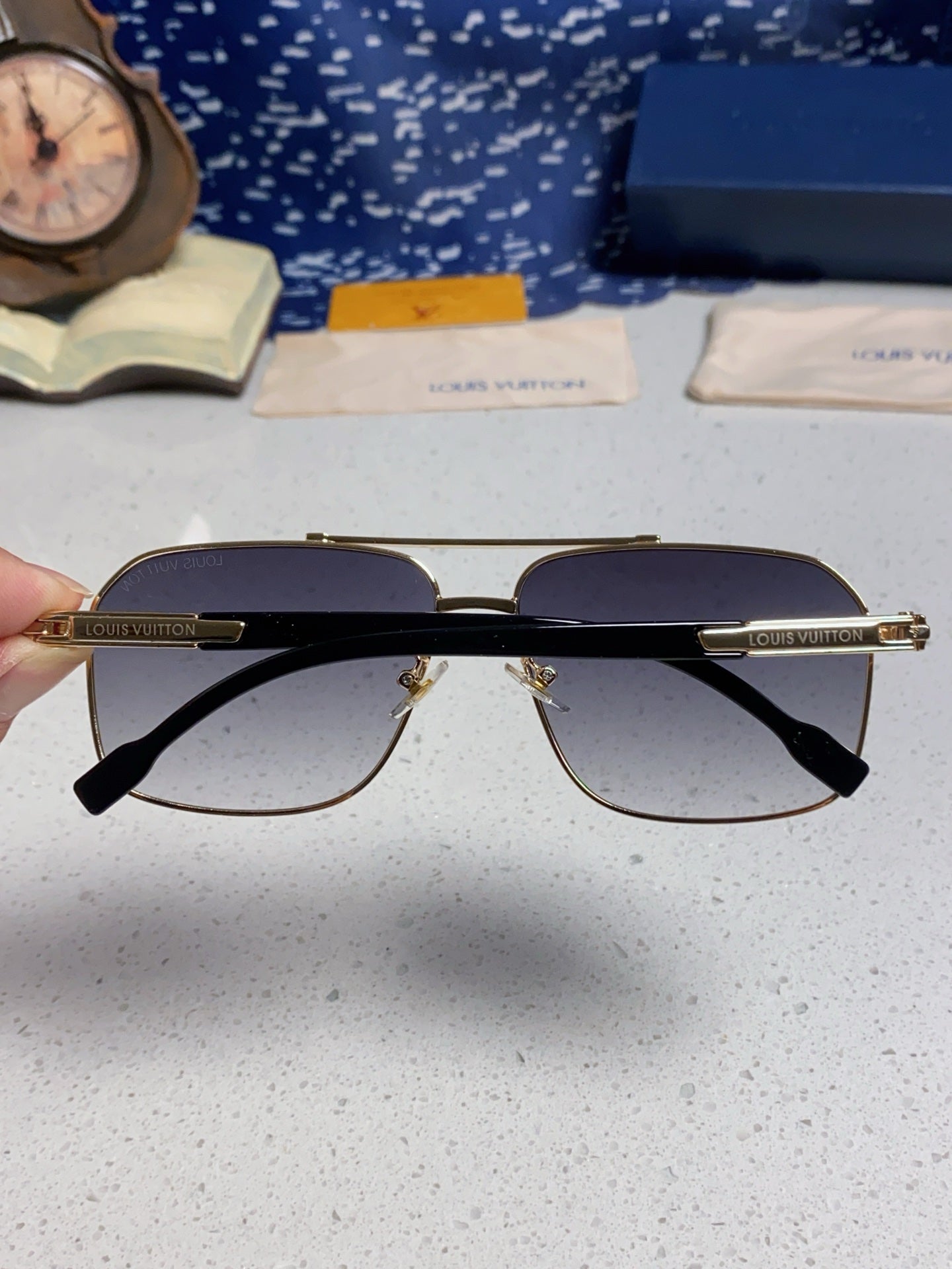 Louis Vuitton Fashion Silver Lens Sunglasses for Men - 132166 - detail image 5