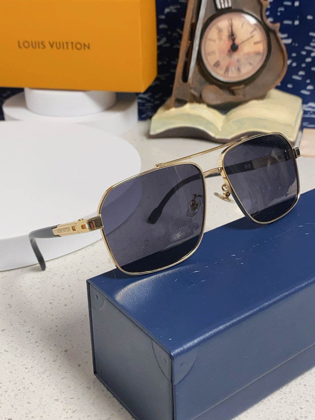Louis Vuitton Fashion Black Lens Sunglasses for Men - 132168 - detail image 10