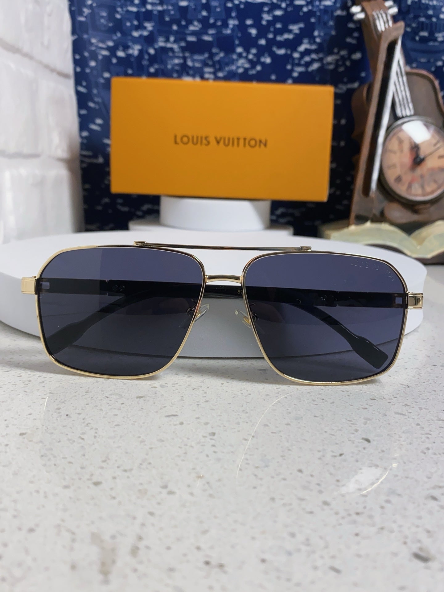 Louis Vuitton Fashion Black Lens Sunglasses for Men - 132168 - detail image 9