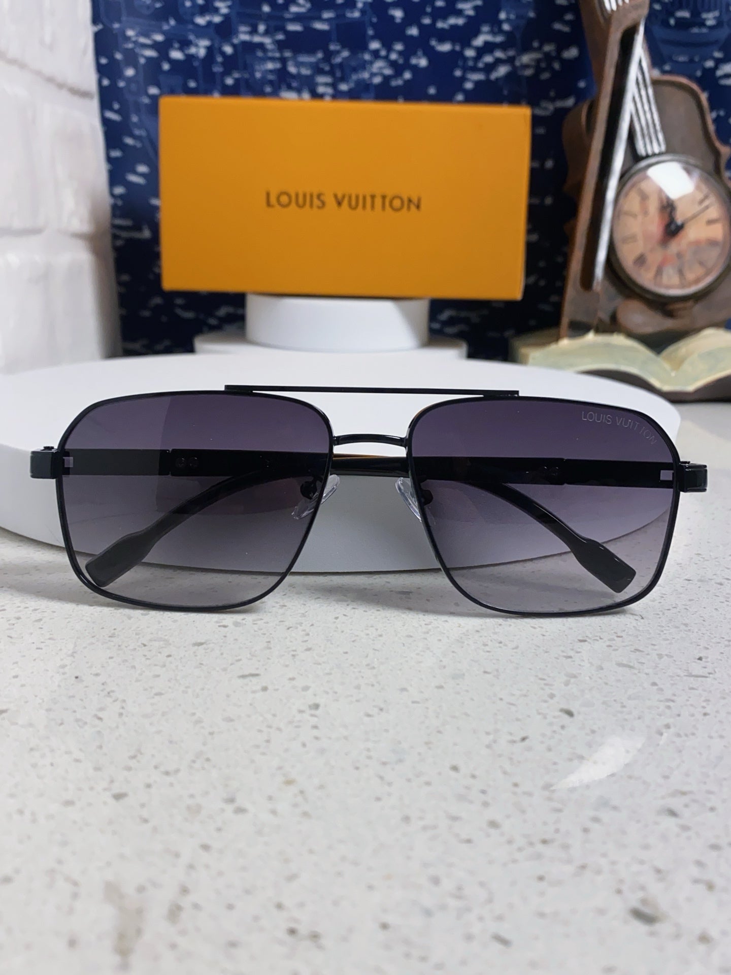 Louis Vuitton Fashion Silver Lens Sunglasses for Men - 132169 - detail image 9