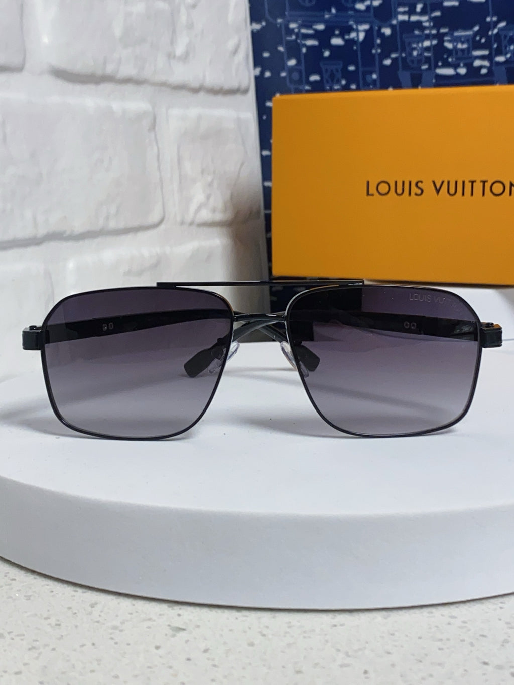 Louis Vuitton Fashion Silver Lens Sunglasses for Men - 132169 - detail image 2