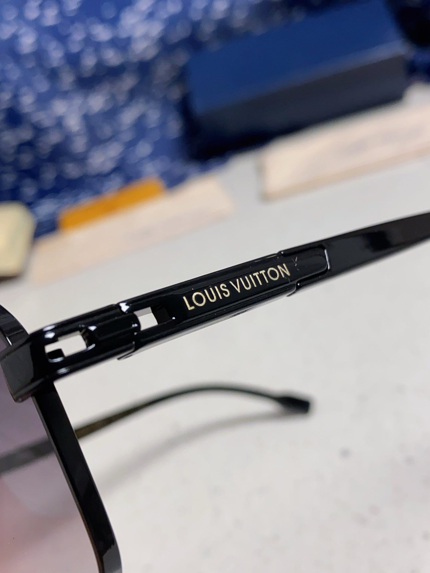 Louis Vuitton Fashion Silver Lens Sunglasses for Men - 132169 - detail image 7