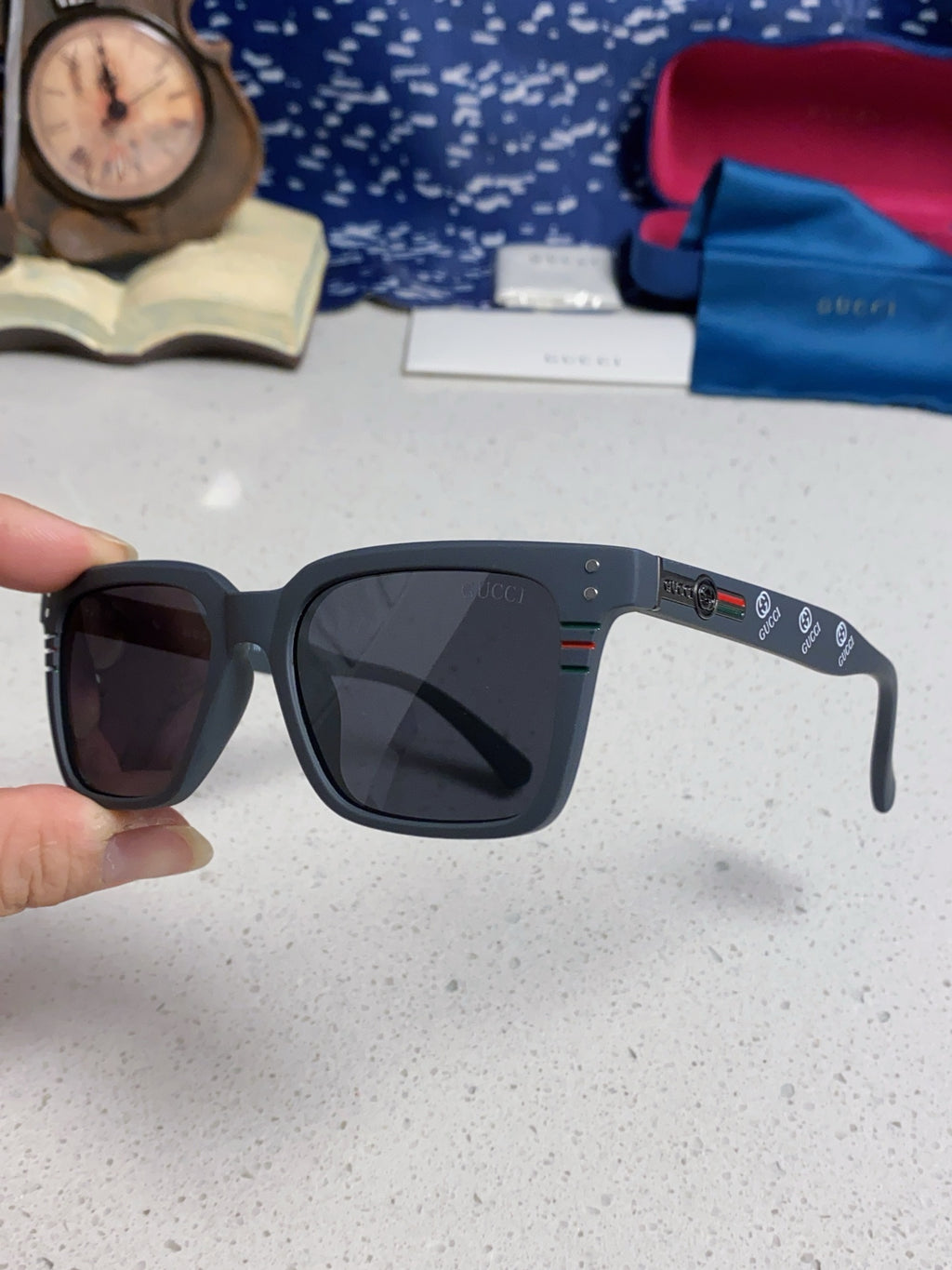 Gucci Polarized Fashion Black Lens Sunglasses for Men & Women - 132231 - detail image 6