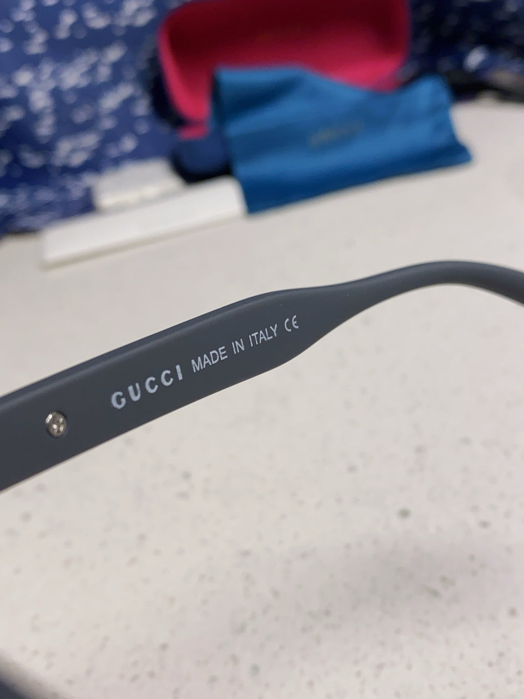 Gucci Polarized Fashion Black Lens Sunglasses for Men & Women - 132231 - detail image 8