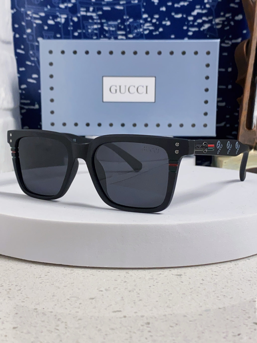 Gucci Polarized Fashion Black Lens Sunglasses for Men & Women - 132234