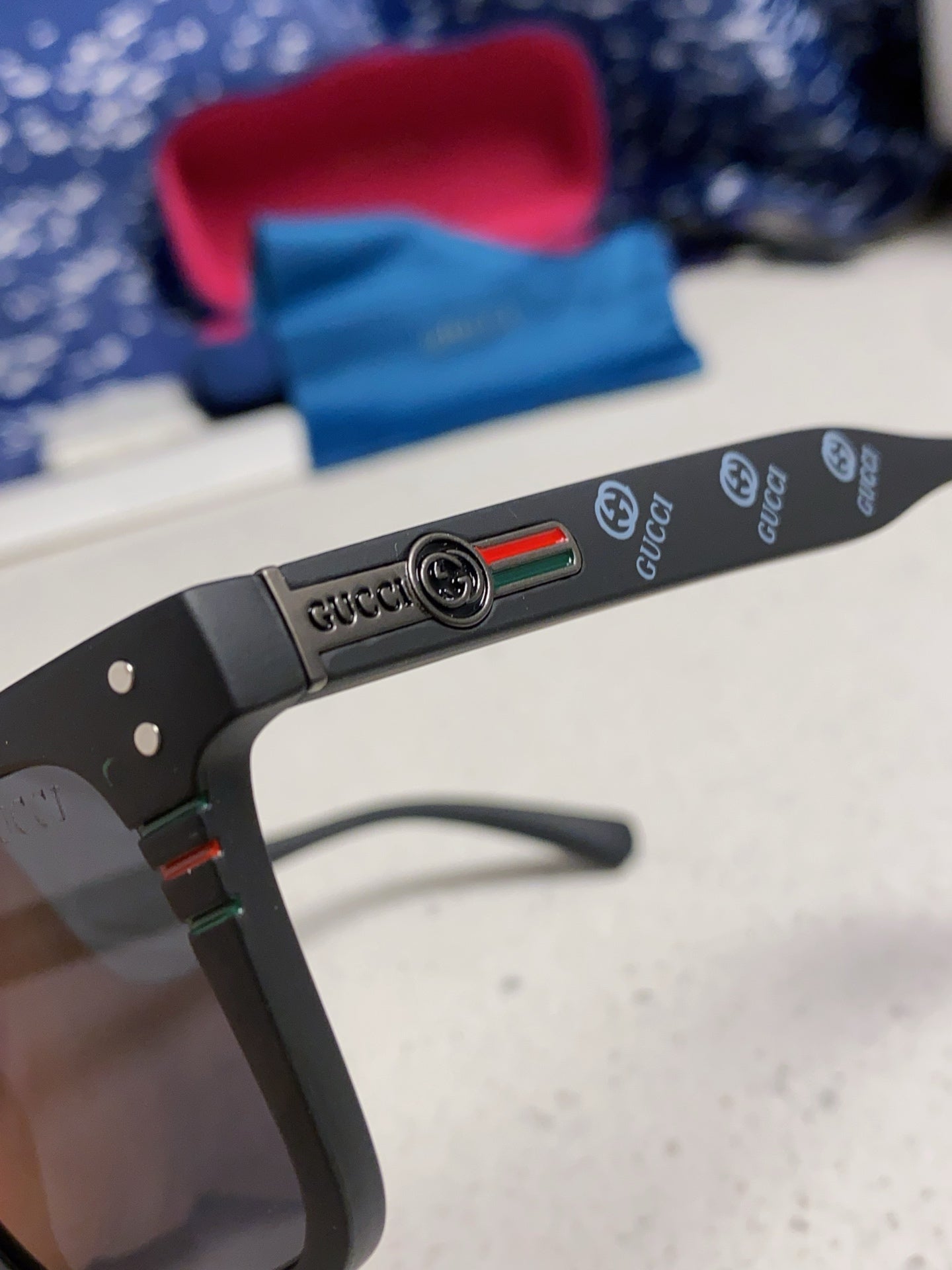 Gucci Polarized Fashion Black Lens Sunglasses for Men & Women - 132234 - detail image 7