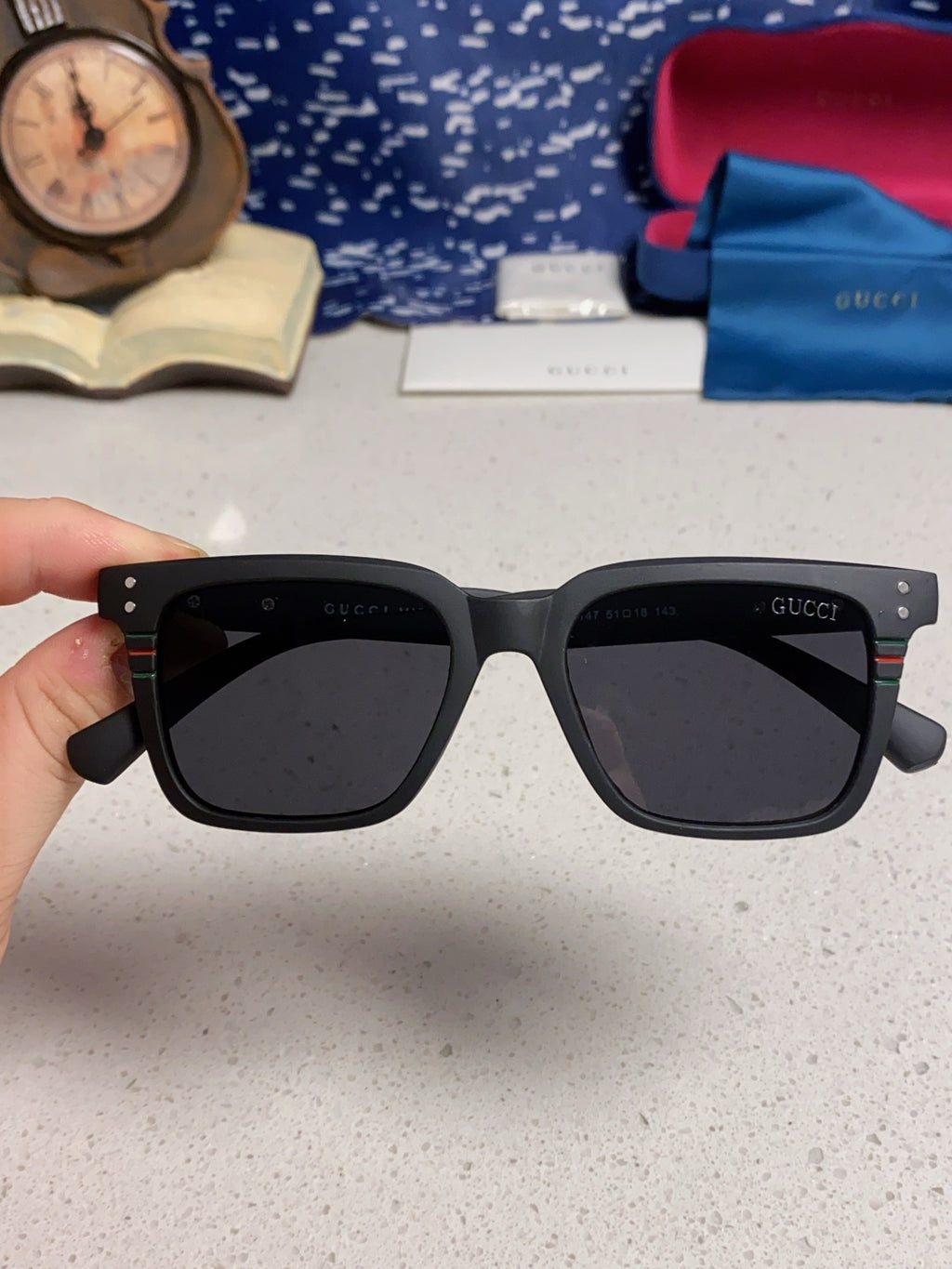 Gucci Polarized Fashion Black Lens Sunglasses for Men & Women - 132234 - detail image 4