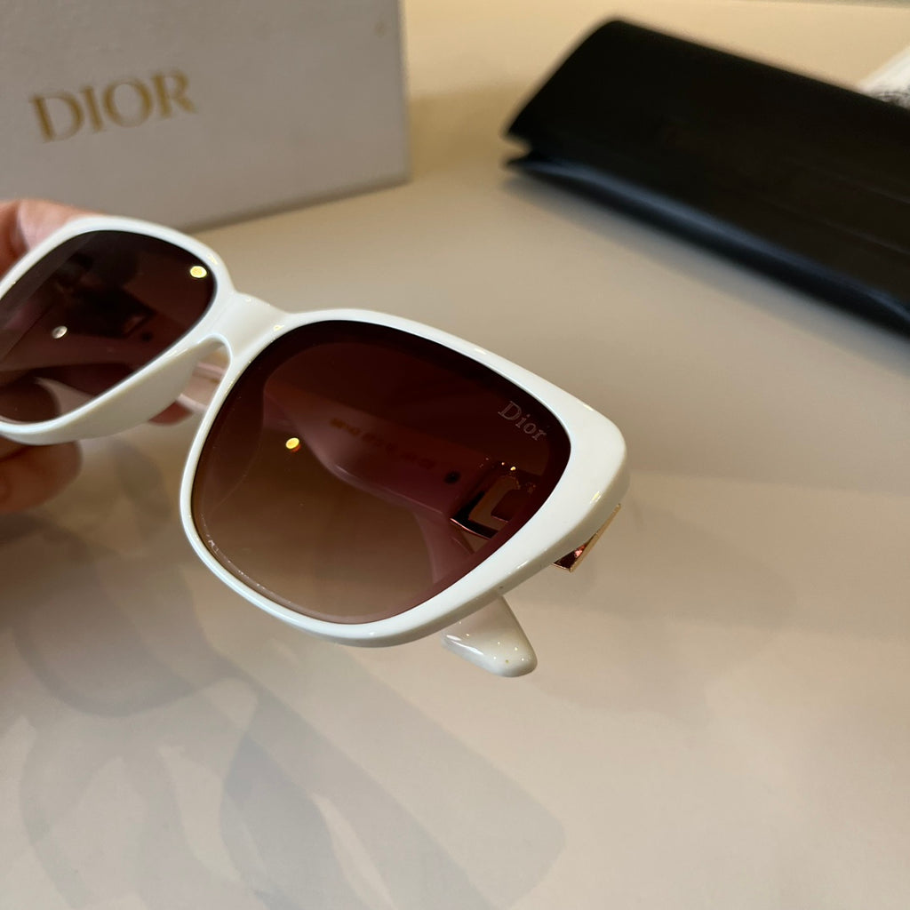 Dior Fashion Red Lens Sunglasses for Men & Women - 415467 - detail image 6