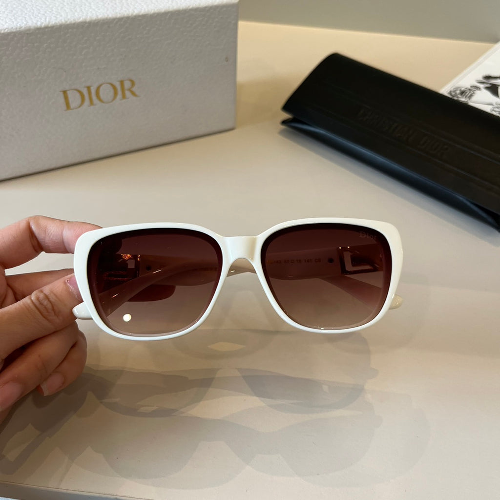 Dior Fashion Red Lens Sunglasses for Men & Women - 415467 - detail image 4
