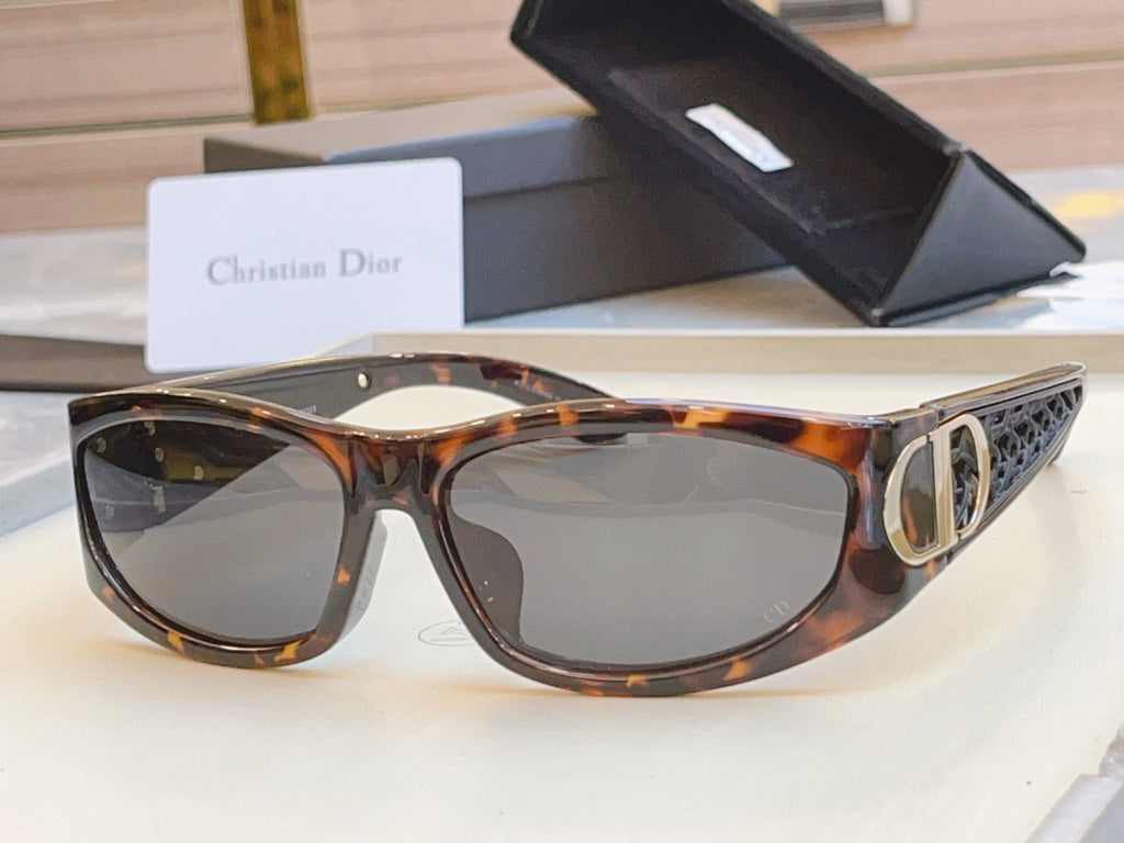 Dior VERYDIOR Fashion Gold Lens Sunglasses for Men & Women - detail image 6