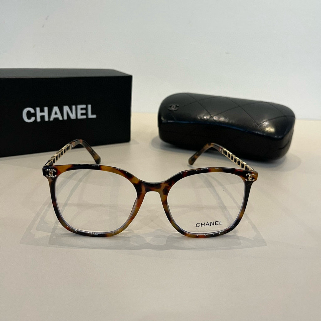 Chanel Oversized Silver Lens Sunglasses for Men & Women - 448955 - detail image 2