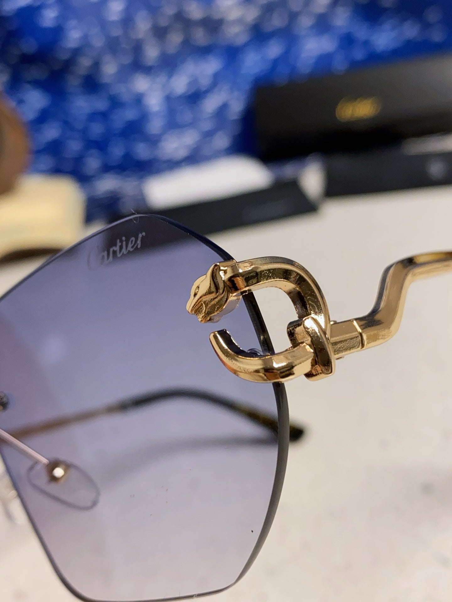Cartier Lightweight Metal Rimless Silver Lens Sunglasses for Men & Wo - 158530 - detail image 7