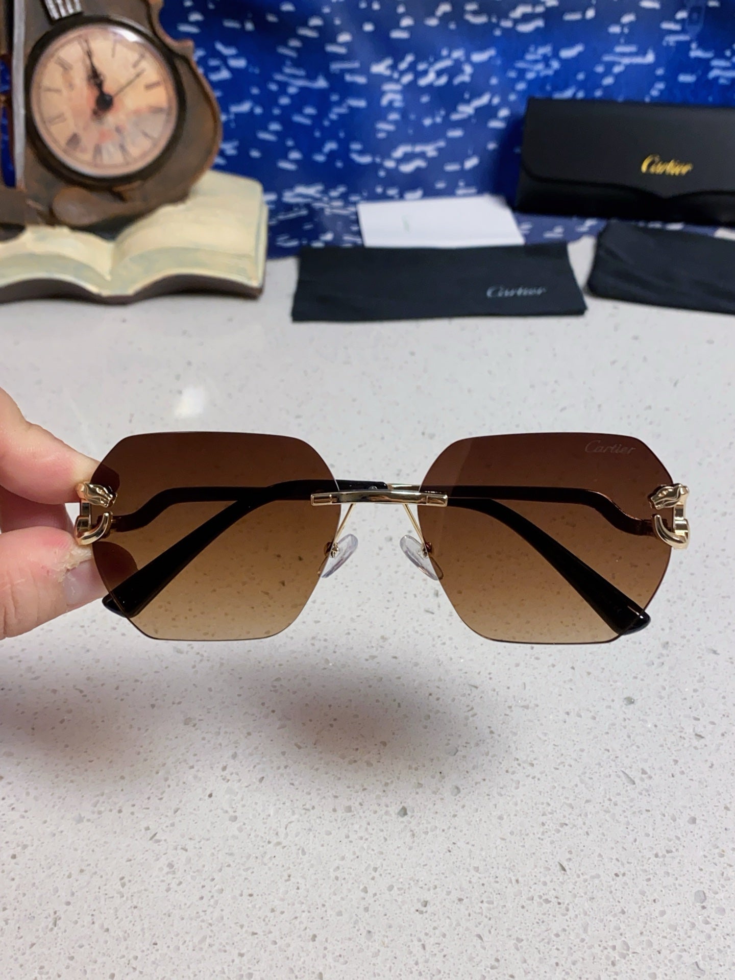 Cartier Lightweight Metal Rimless Brown Lens Sunglasses for Men & Wom - 158531 - detail image 4