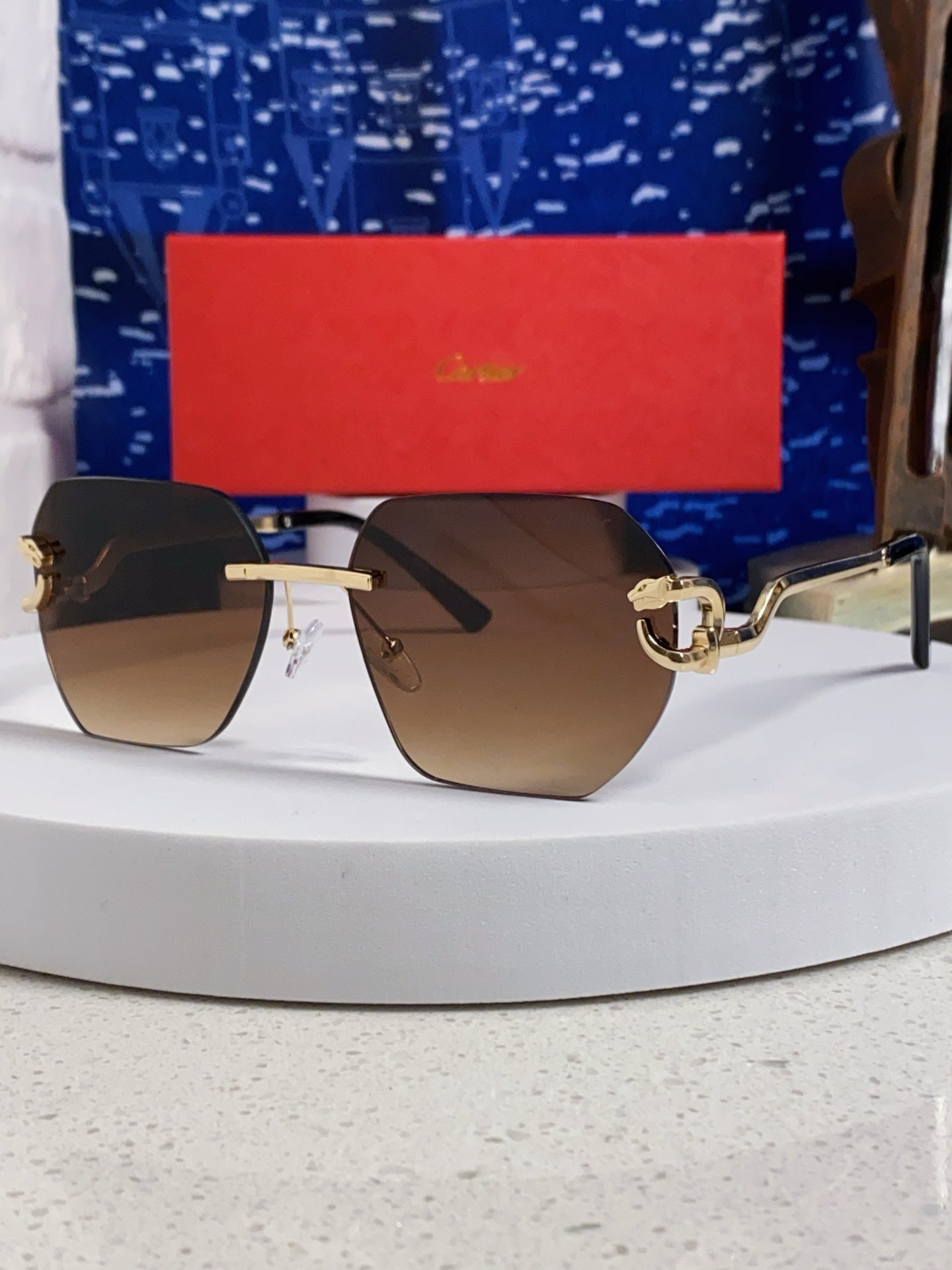 Cartier Lightweight Metal Rimless Brown Lens Sunglasses for Men & Wom - 158531
