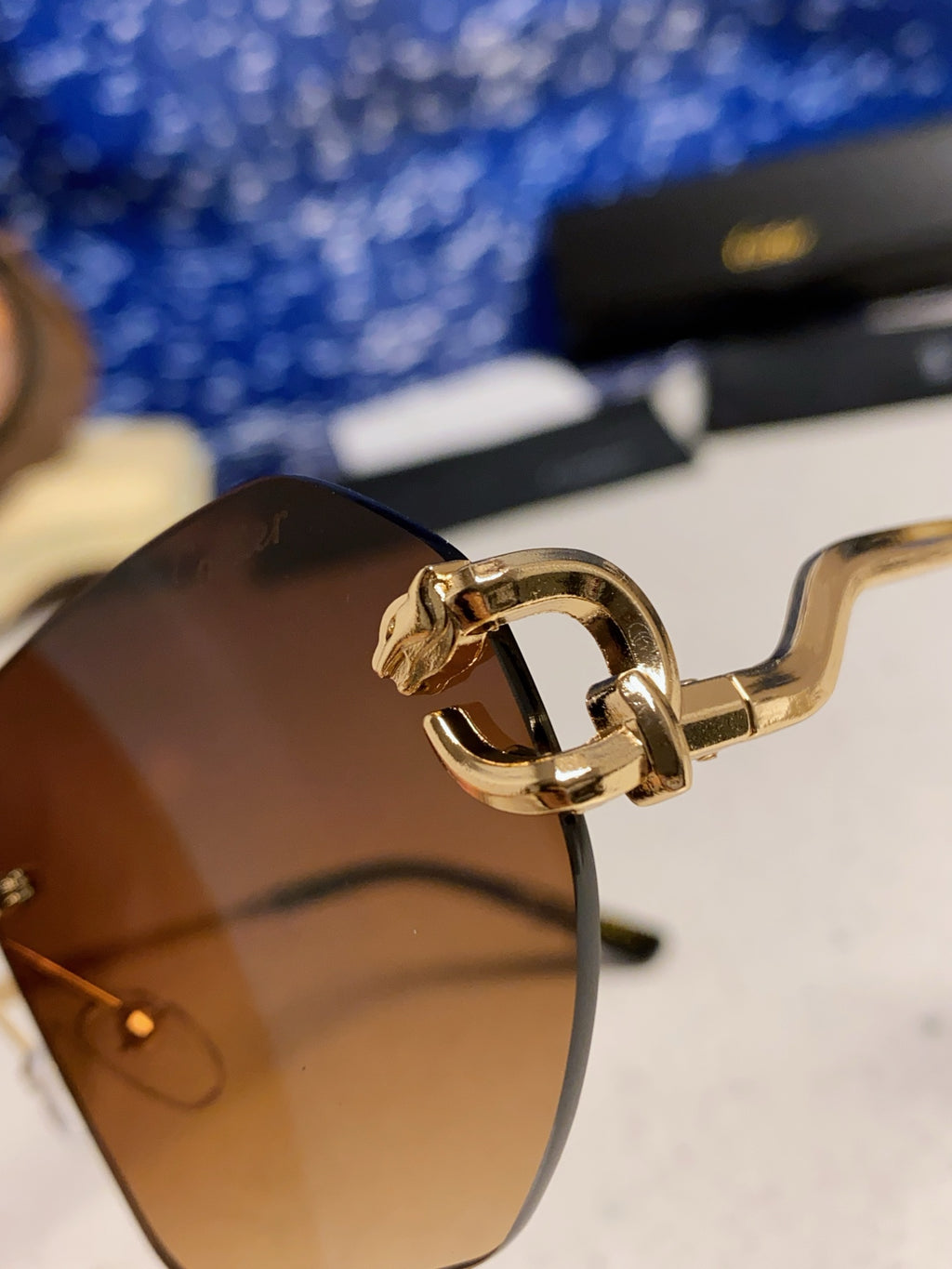 Cartier Lightweight Metal Rimless Brown Lens Sunglasses for Men & Wom - 158531 - detail image 7