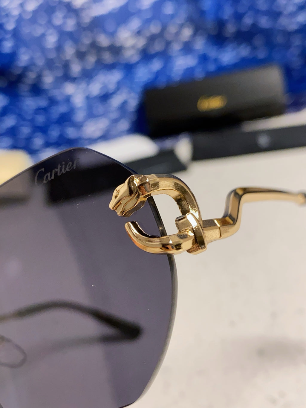 Cartier Lightweight Metal Rimless Black Lens Sunglasses for Men & Wom - 158533 - detail image 7