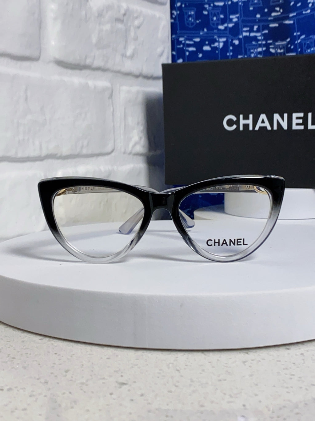 Chanel Cat-Eye Silver Lens Sunglasses for Men & Women - 398500 - detail image 2
