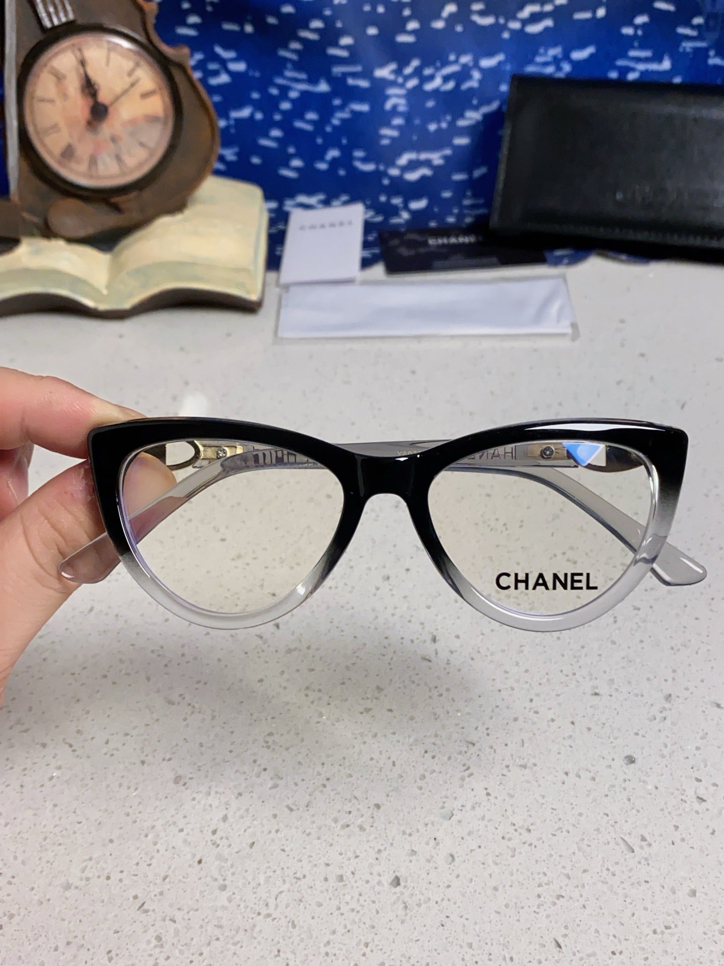 Chanel Cat-Eye Silver Lens Sunglasses for Men & Women - 398500 - detail image 4