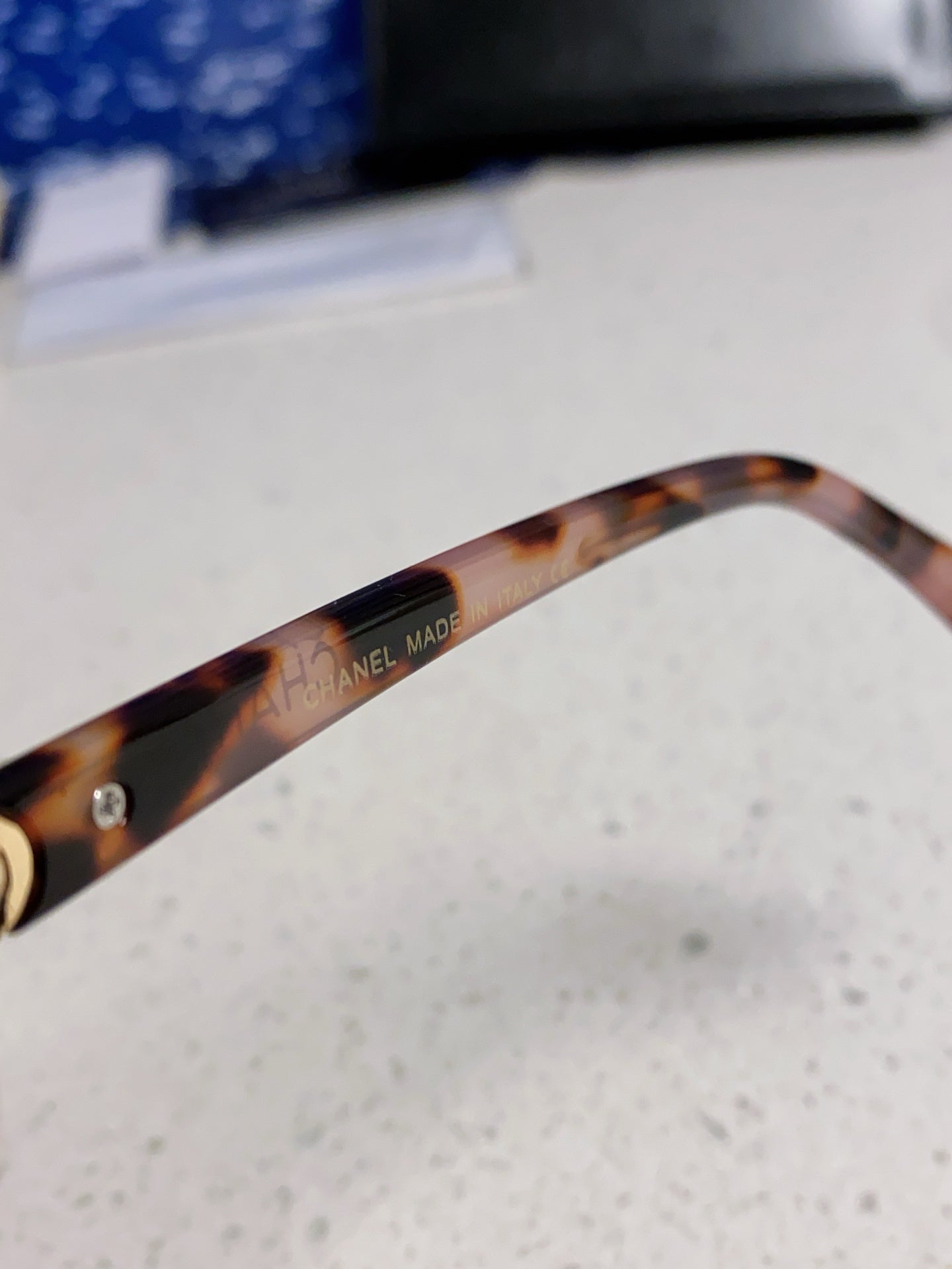 Chanel Cat-Eye Silver Lens Sunglasses for Men & Women - 398501 - detail image 8