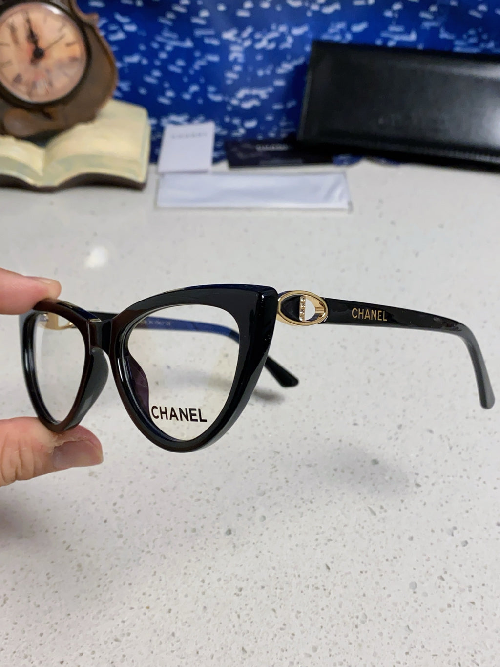 Chanel Cat-Eye Silver Lens Sunglasses for Men & Women - 398502 - detail image 6