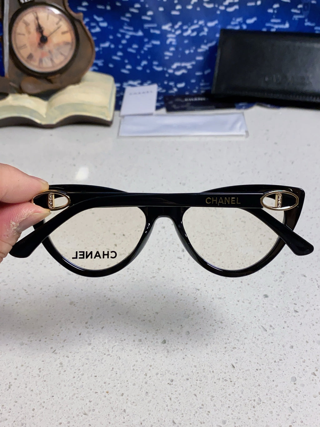 Chanel Cat-Eye Silver Lens Sunglasses for Men & Women - 398502 - detail image 5