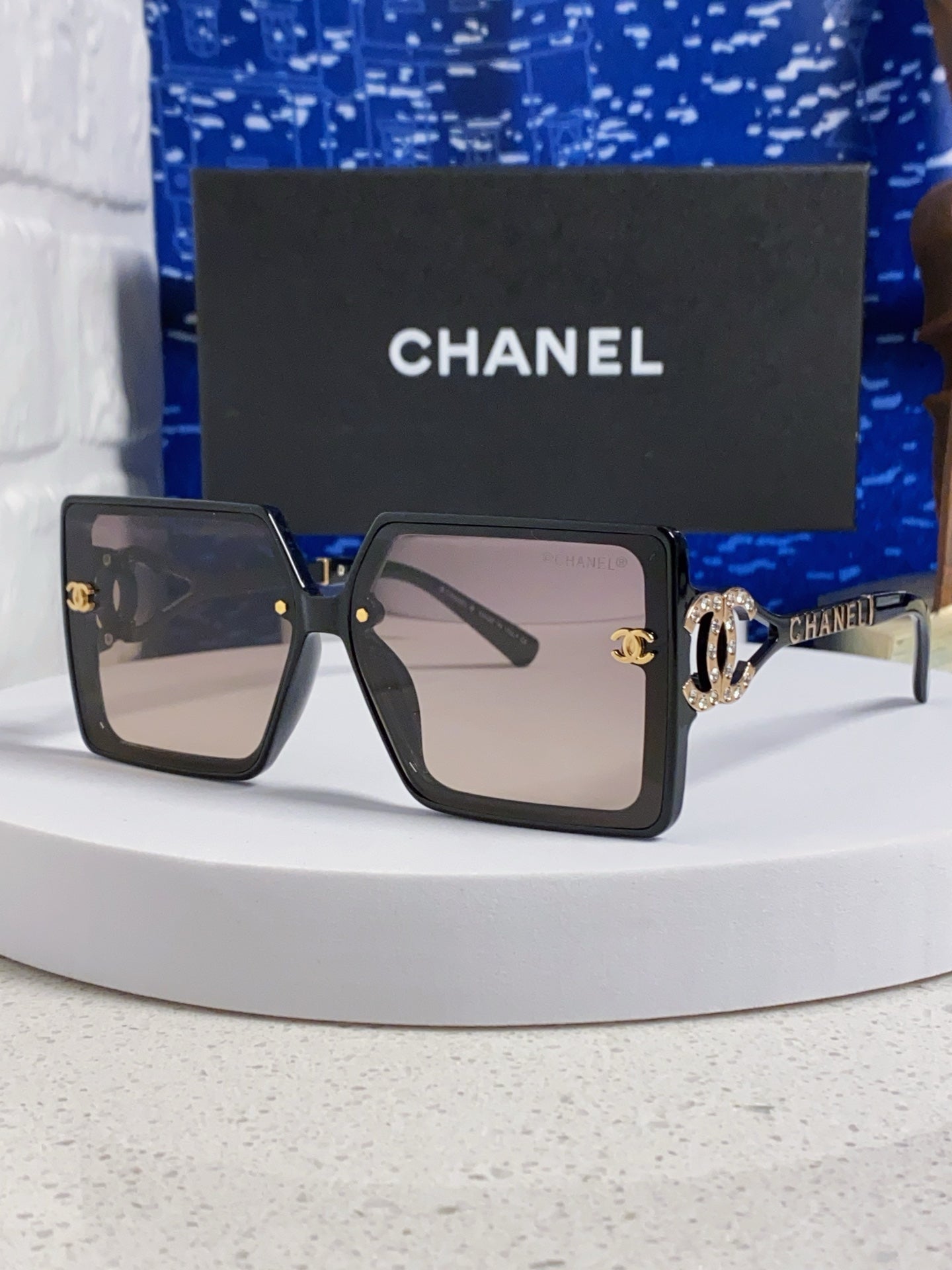 Chanel Fashion Silver Lens Sunglasses for Women - 398504