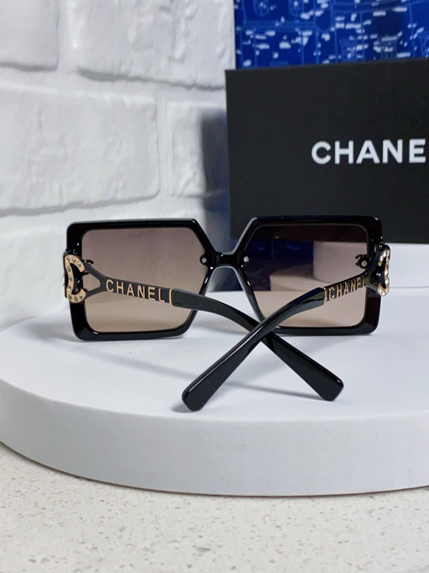 Chanel Fashion Silver Lens Sunglasses for Women - 398504 - detail image 3