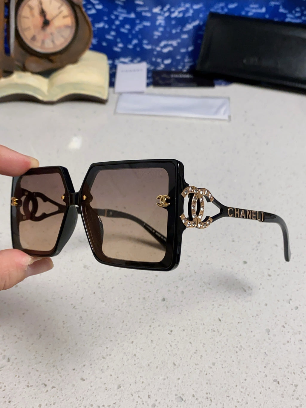 Chanel Fashion Silver Lens Sunglasses for Women - 398504 - detail image 6