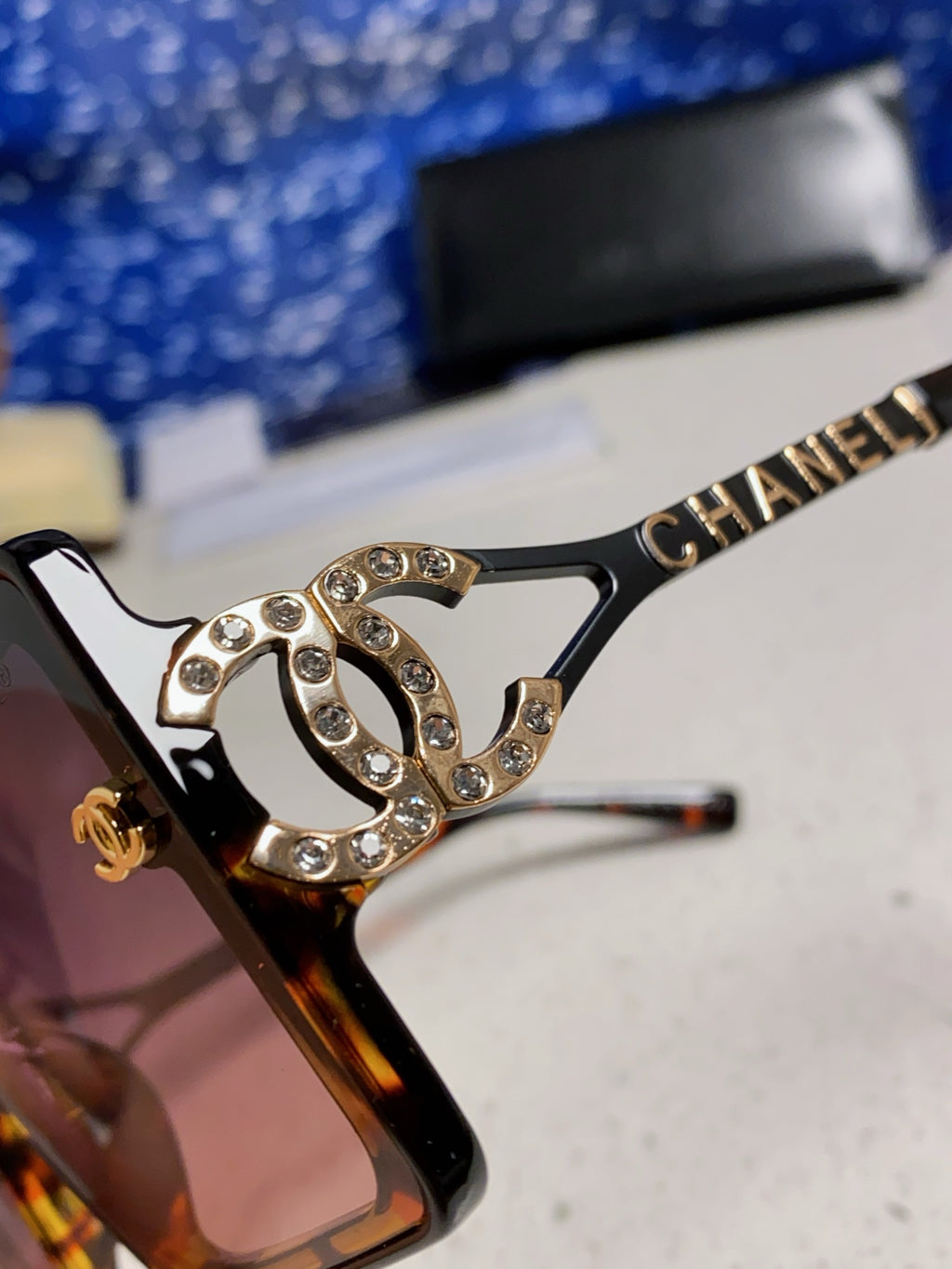 Chanel Fashion Red Lens Sunglasses for Women - 398505 - detail image 7