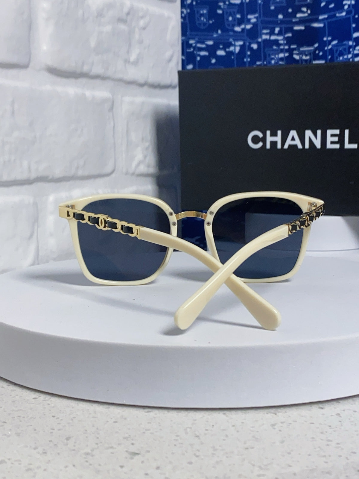 Chanel Fashion Blue Lens Sunglasses for Men & Women - 449086 - detail image 3