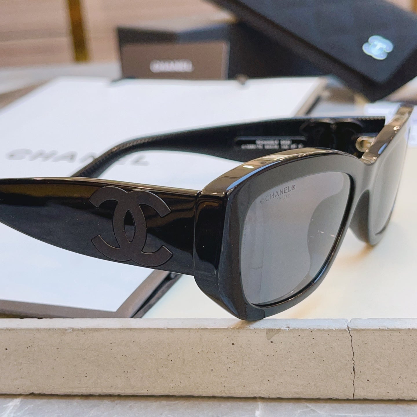 Chanel CH5493 Fashion Black Lens Sunglasses for Men & Women - 382346 - detail image 6