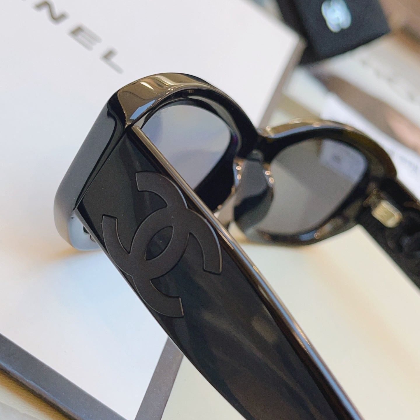 Chanel CH5493 Fashion Black Lens Sunglasses for Men & Women - 382346 - detail image 5