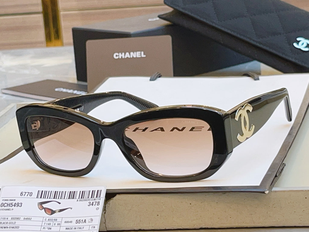 Chanel CH5493 Fashion Black Lens Sunglasses for Men & Women - 382348 - detail image 2