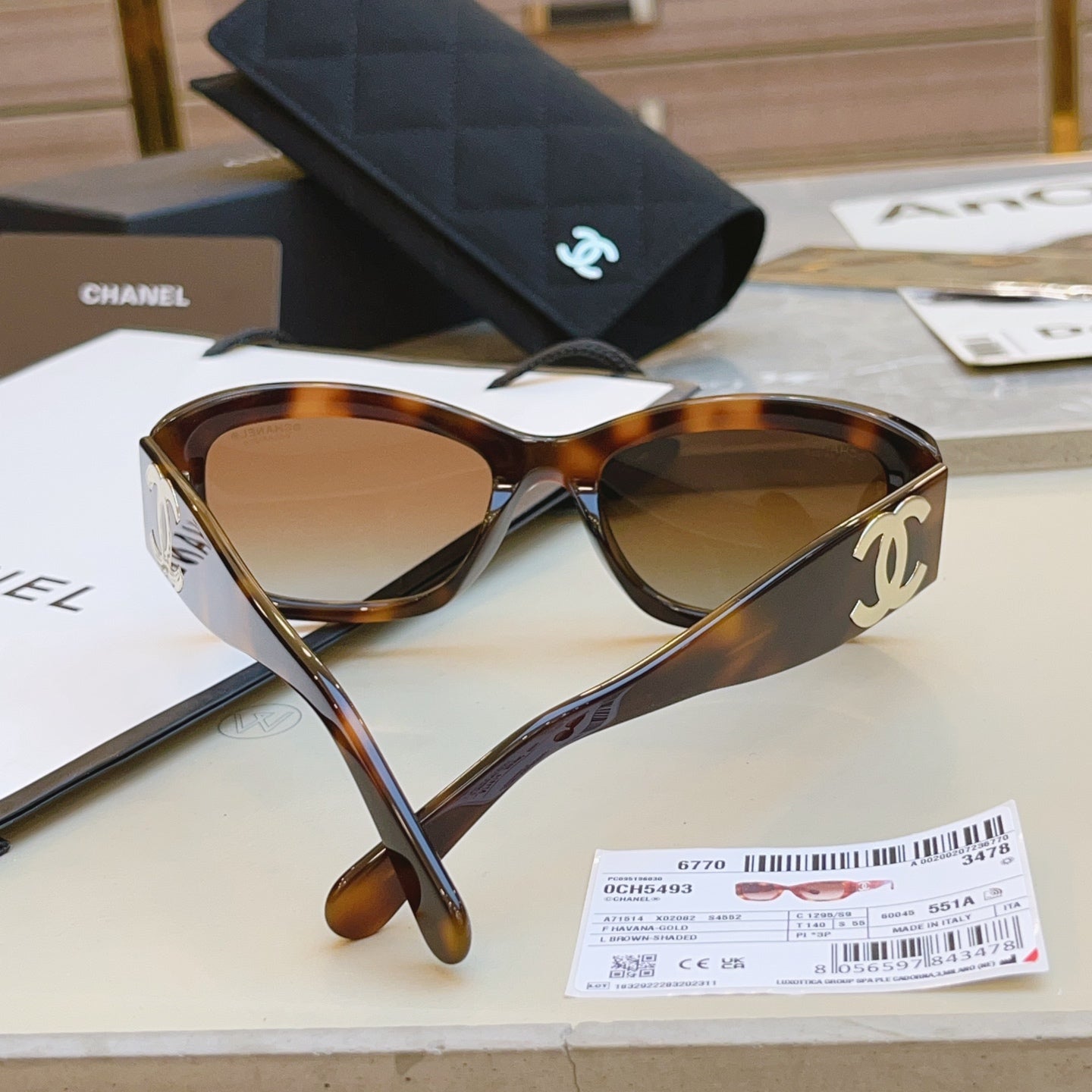 Chanel CH5493 Fashion Black Lens Sunglasses for Men & Women - 382349 - detail image 8