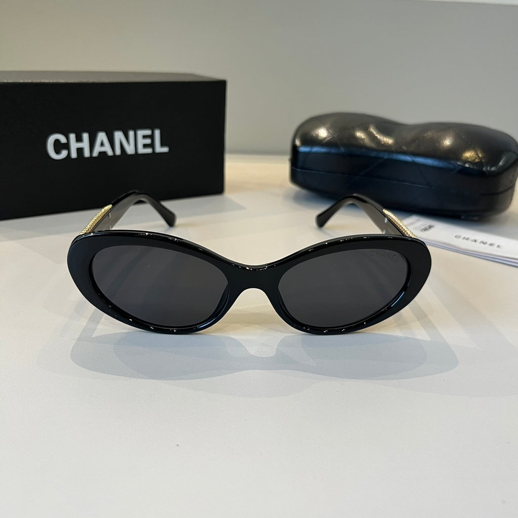 Chanel Oversized Silver Lens Sunglasses for Men & Women - 371782 - detail image 2
