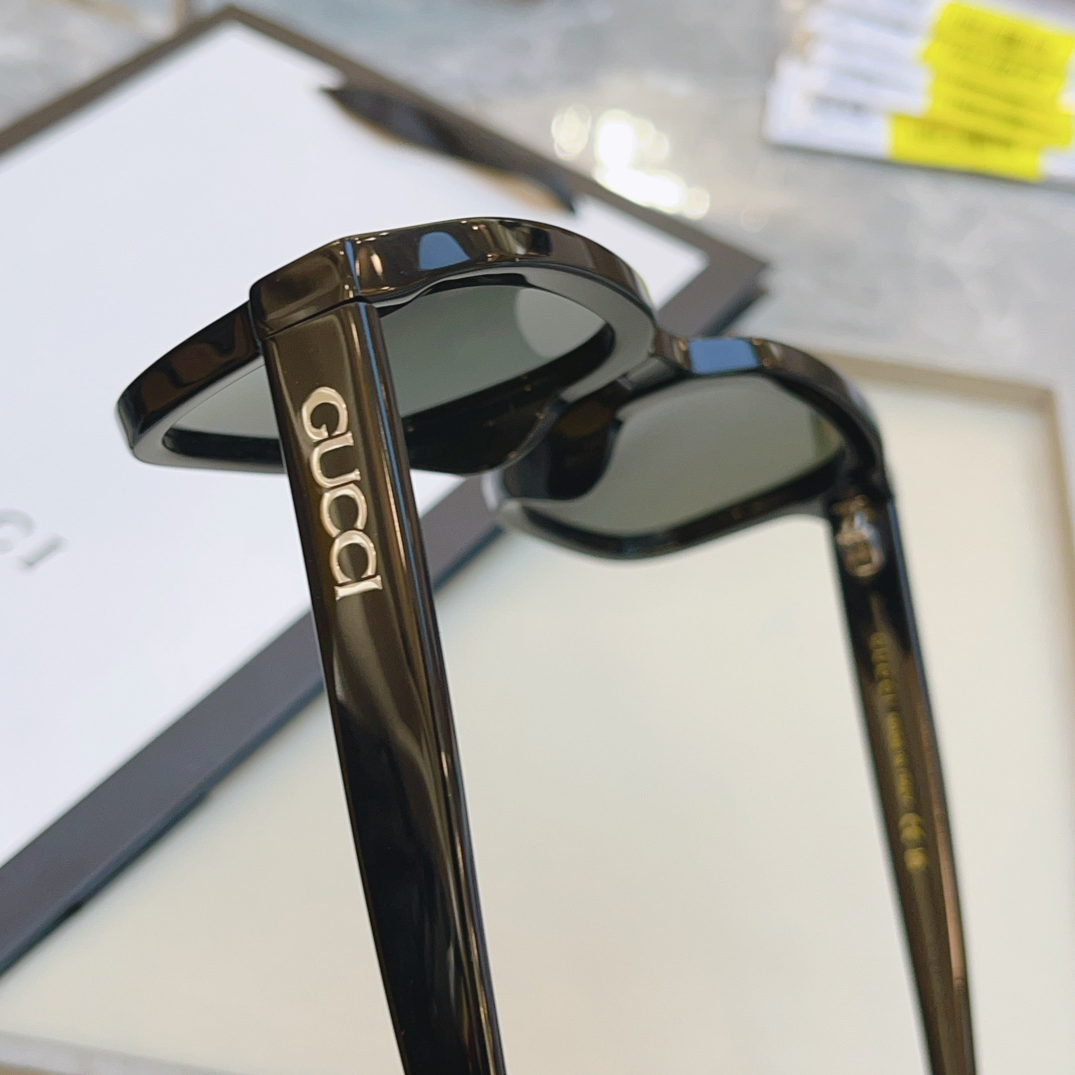 Gucci GG1798SA Fashion Gray Lens Sunglasses for Men & Women - detail image 3
