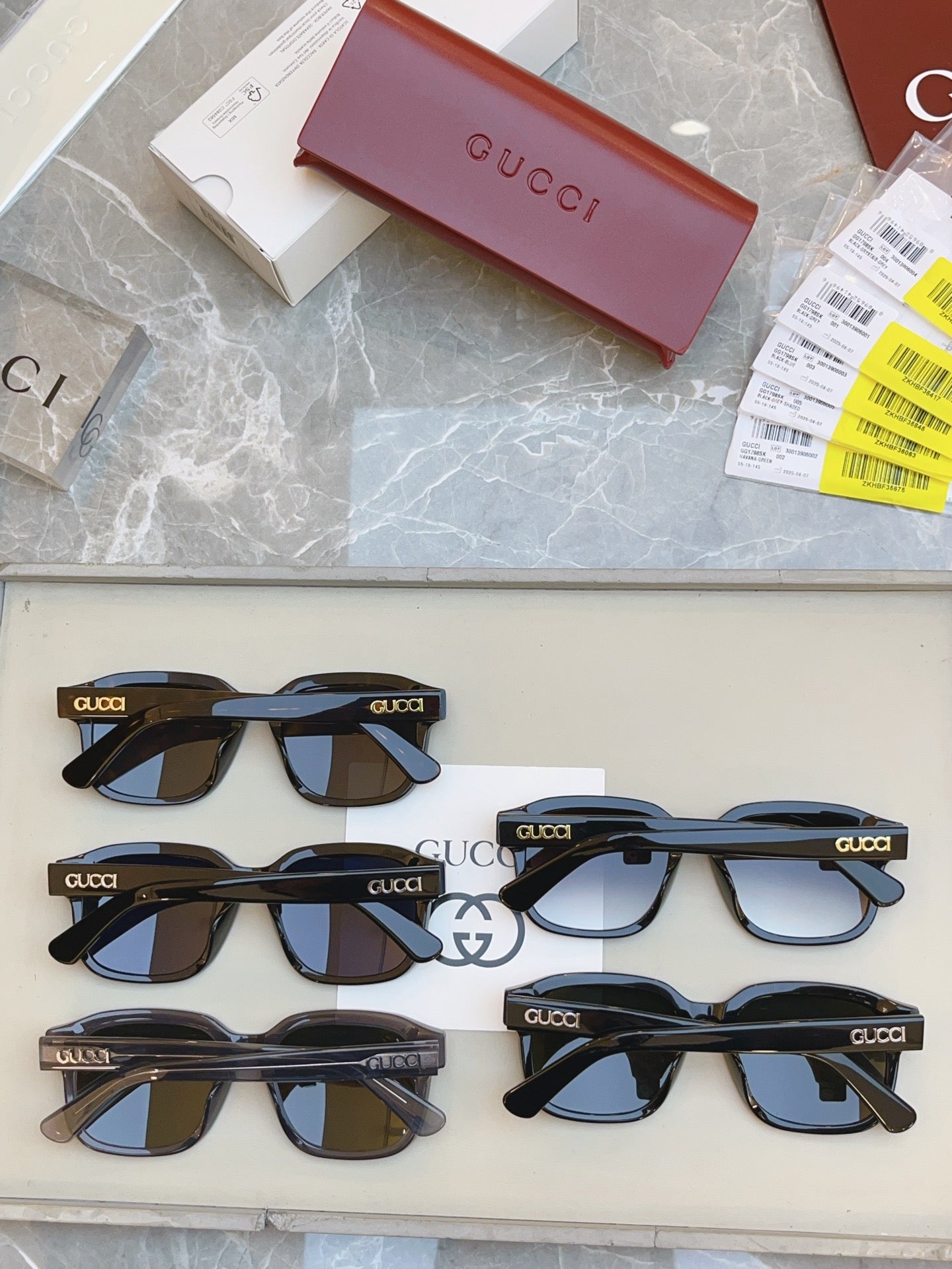 Gucci GG1798SA Fashion Gray Lens Sunglasses for Men & Women - detail image 9