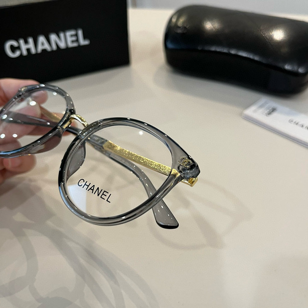 Chanel Oversized Silver Lens Sunglasses for Men & Women - 486569 - detail image 6