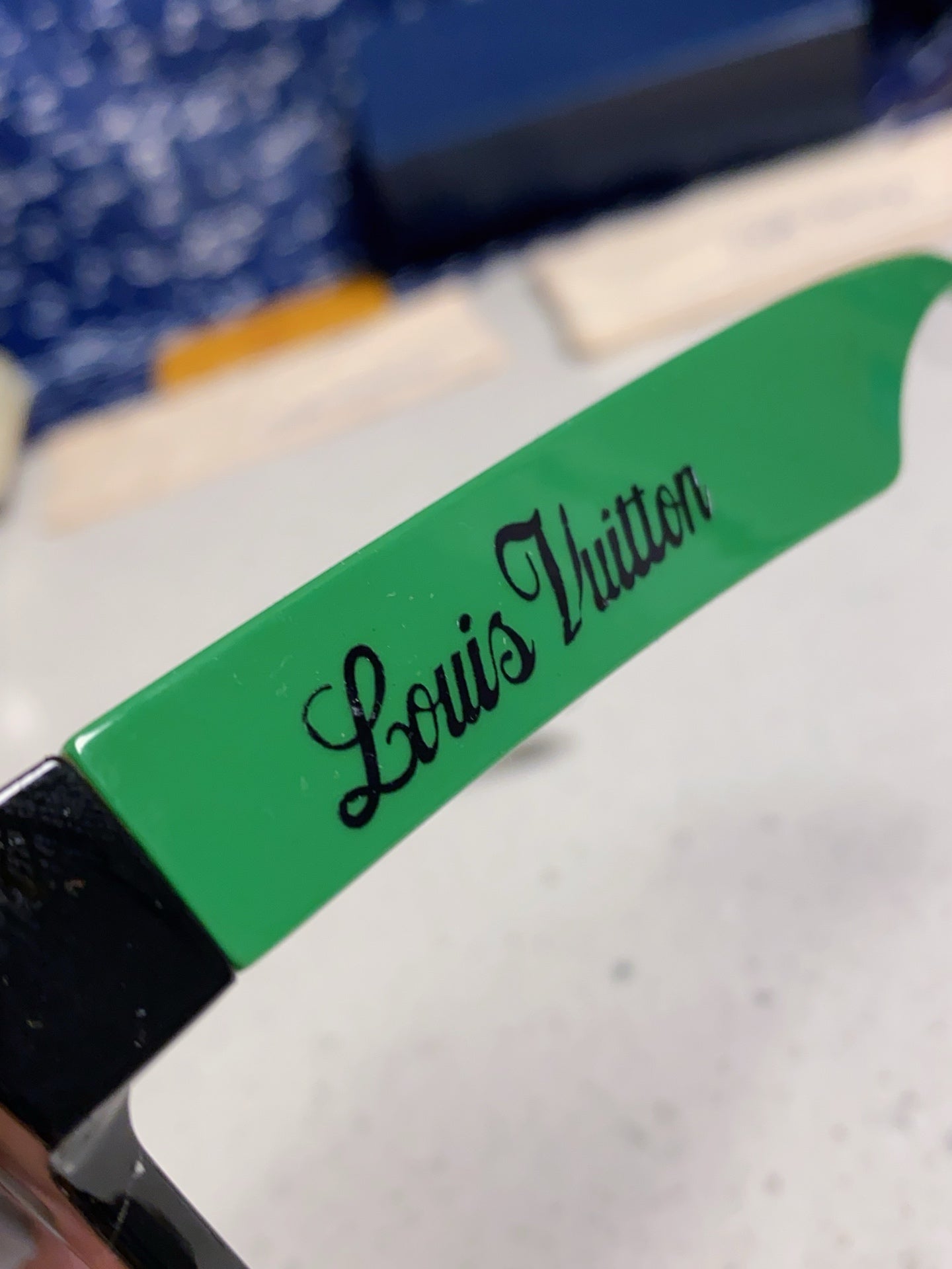Louis Vuitton Square Blue Lens Sunglasses for Men & Women - 464667 - detail image 7