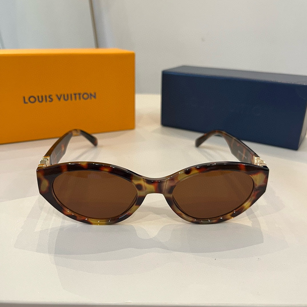 Louis Vuitton Slim Black Lens Sunglasses for Men & Women - 371287 - detail image 2
