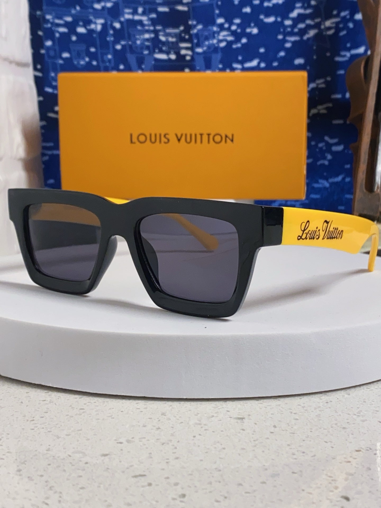 Louis Vuitton Square Red Lens Sunglasses for Men & Women - 464665