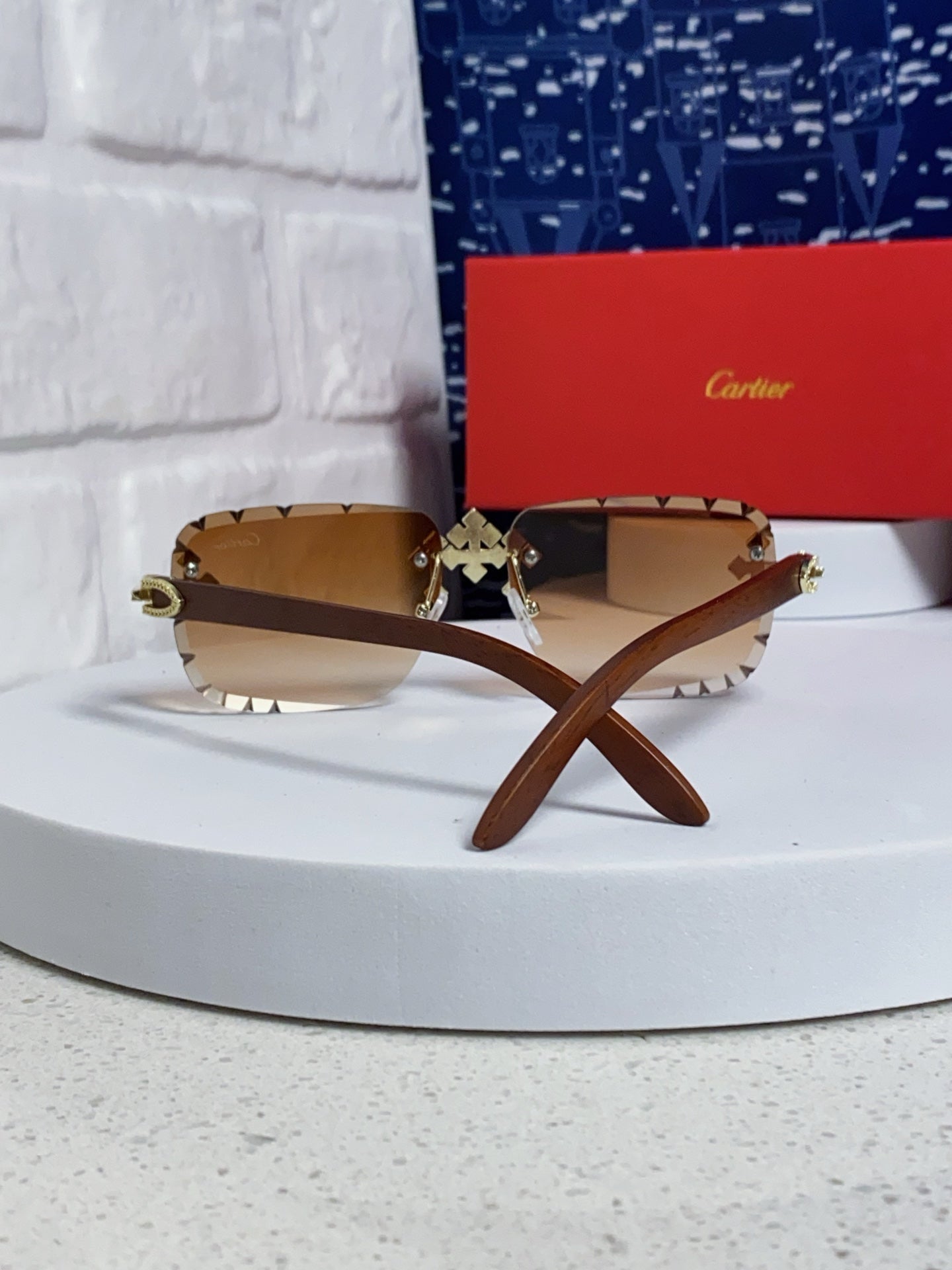 Cartier Lightweight Rimless Brown Lens Sunglasses for Men & Women - 493671 - detail image 3