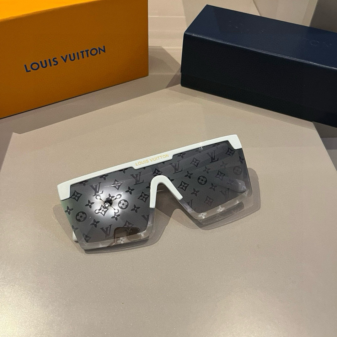 Louis Vuitton Fashion Gold Lens Sunglasses for Men - 381927 - detail image 9