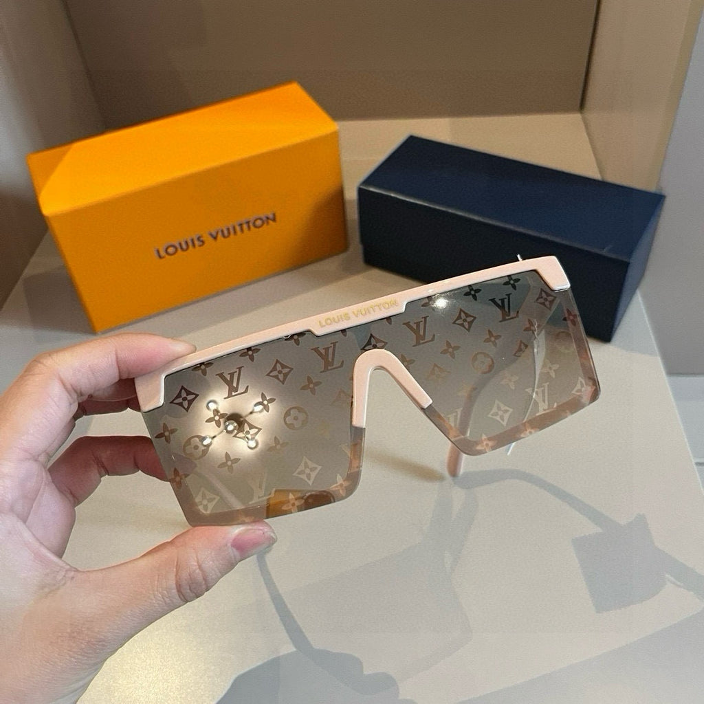 Louis Vuitton Fashion Gold Lens Sunglasses for Men - 381928 - detail image 5