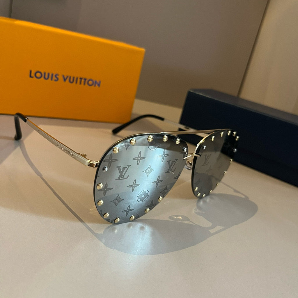 Louis Vuitton Metal Aviator Gold Lens Sunglasses for Men & Women - 431153